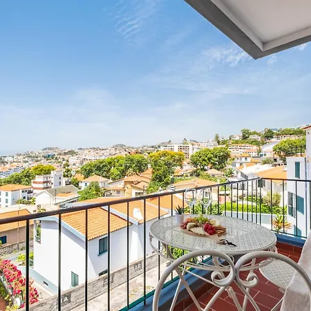 Casa Nobrega, By Op Apartment *